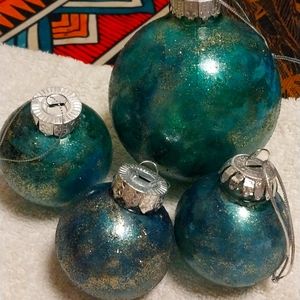 Beautiful  holiday  ornaments
